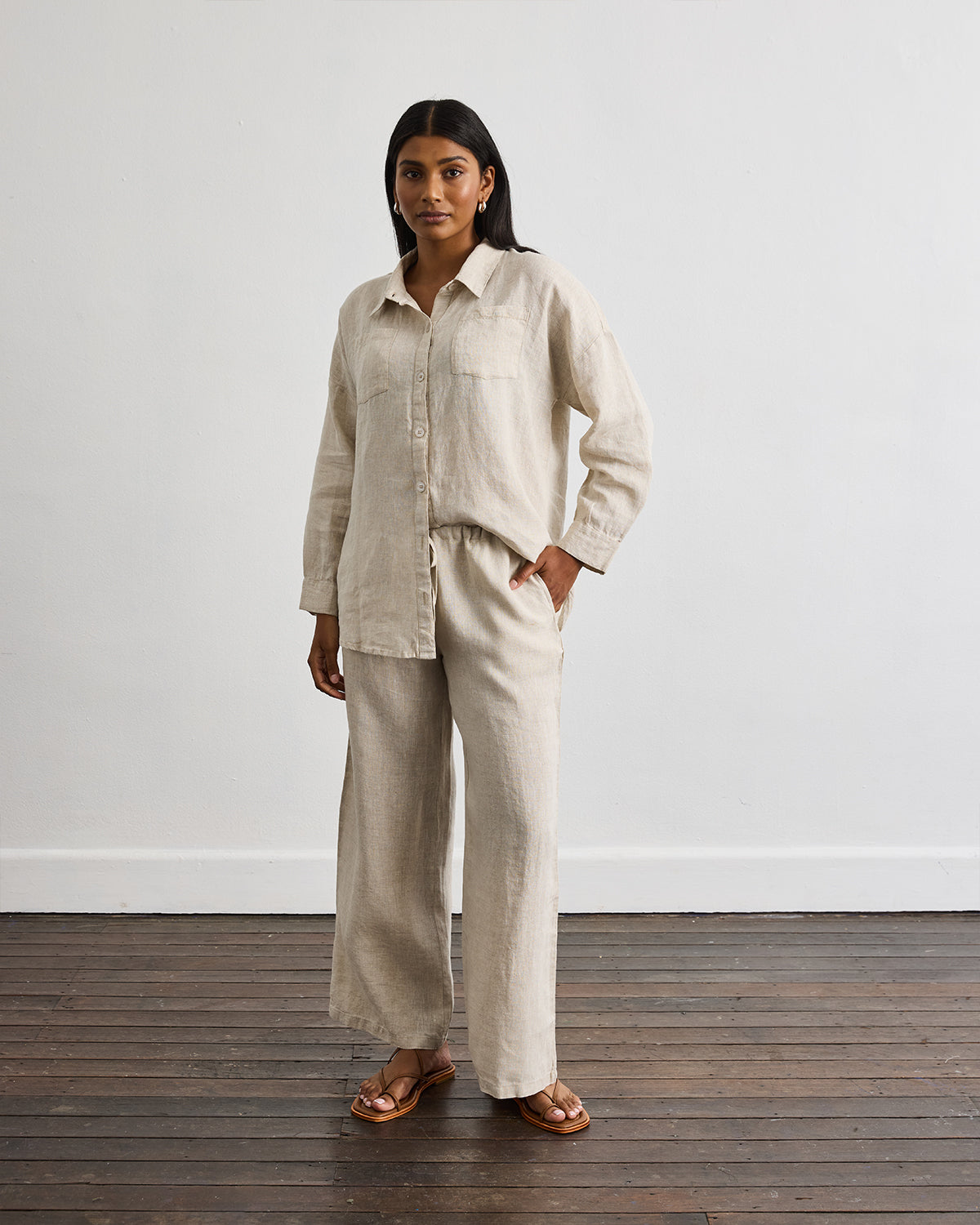 Lounge Linen Pants in Oatmeal - Image 2