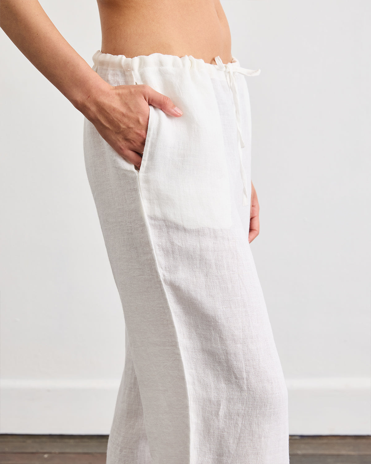 Lounge Linen Pants in White - Image 4