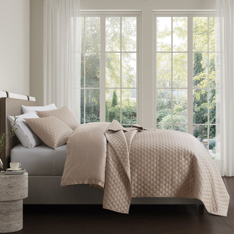 Premier Sateen Quilt Set - Image 17