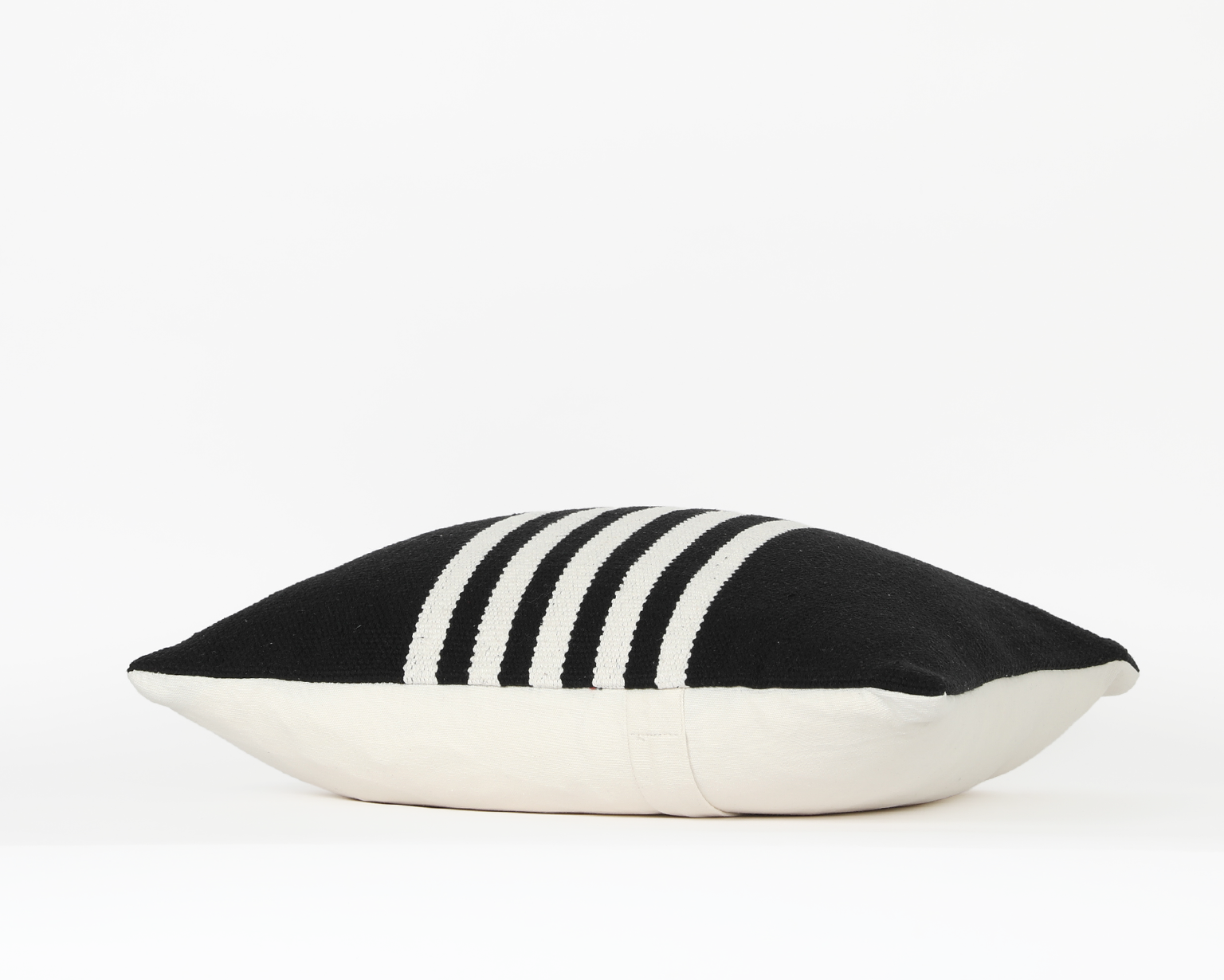 Solana. Set of Two - Image 3