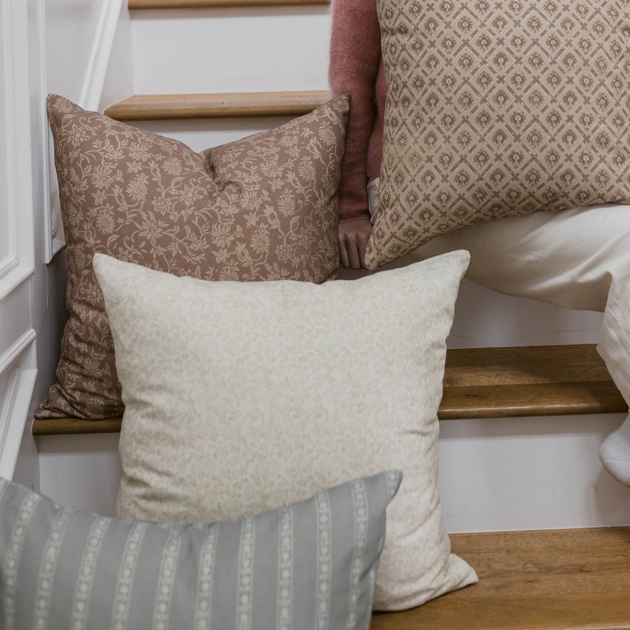 Eleanor - 18 | 20 | 22 - Image 11