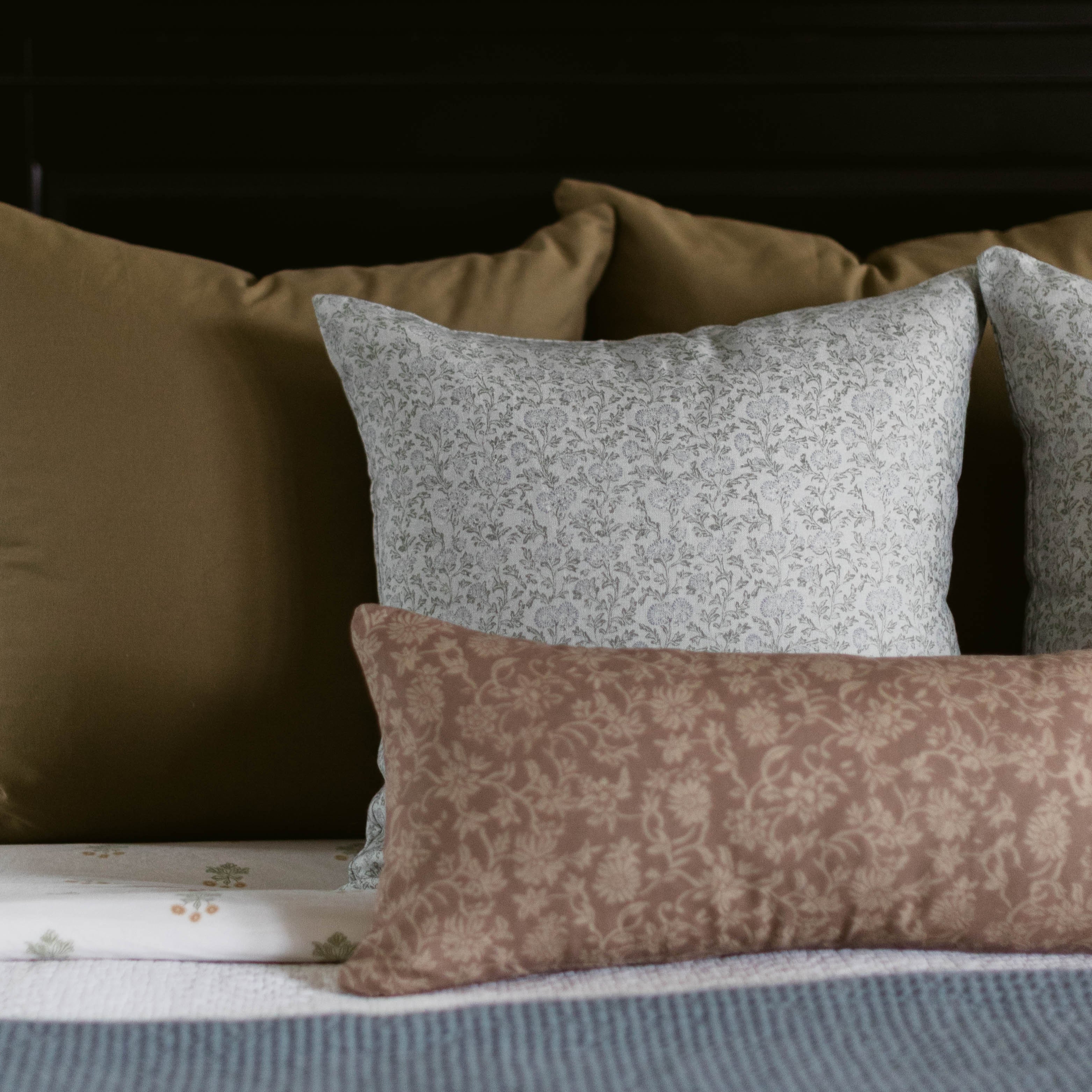 Leighton in Linen - 18 | 22 | 26 - Image 13