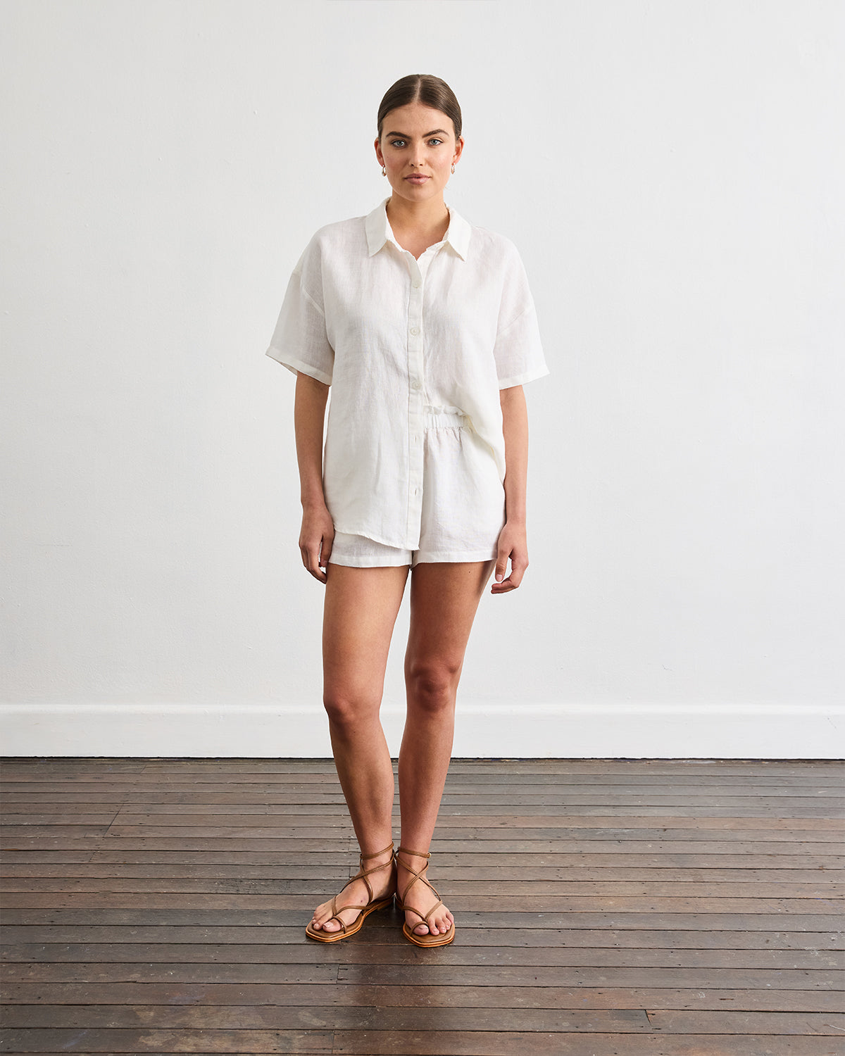 Marina Short Sleeve Shirt in White - Image 2