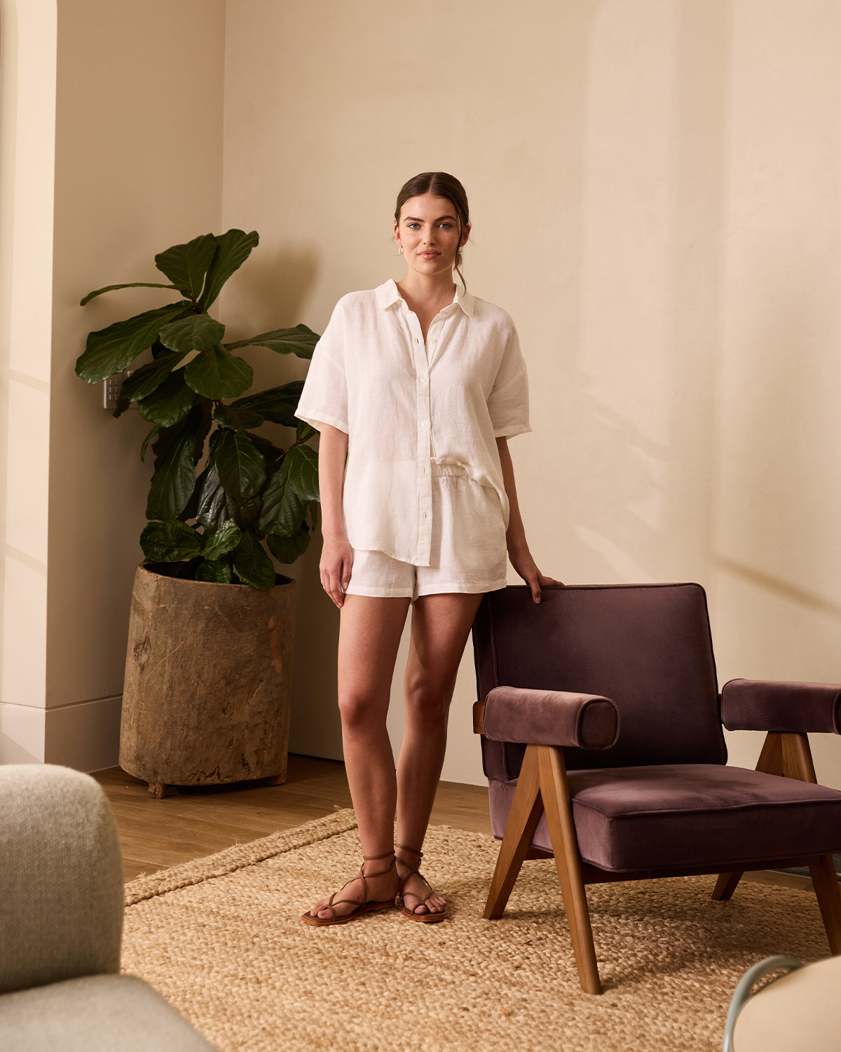 Marina Short Sleeve Shirt in White - Image 5