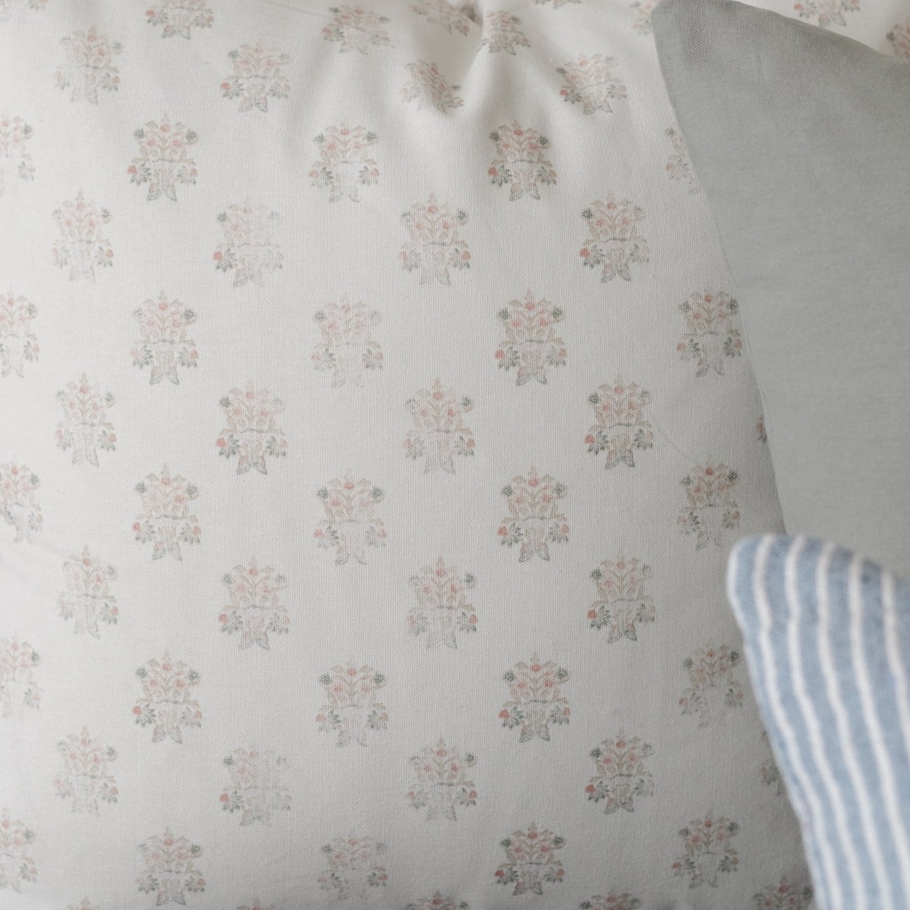 Lyla - 18 | 22 | 24 | 26 - Image 16