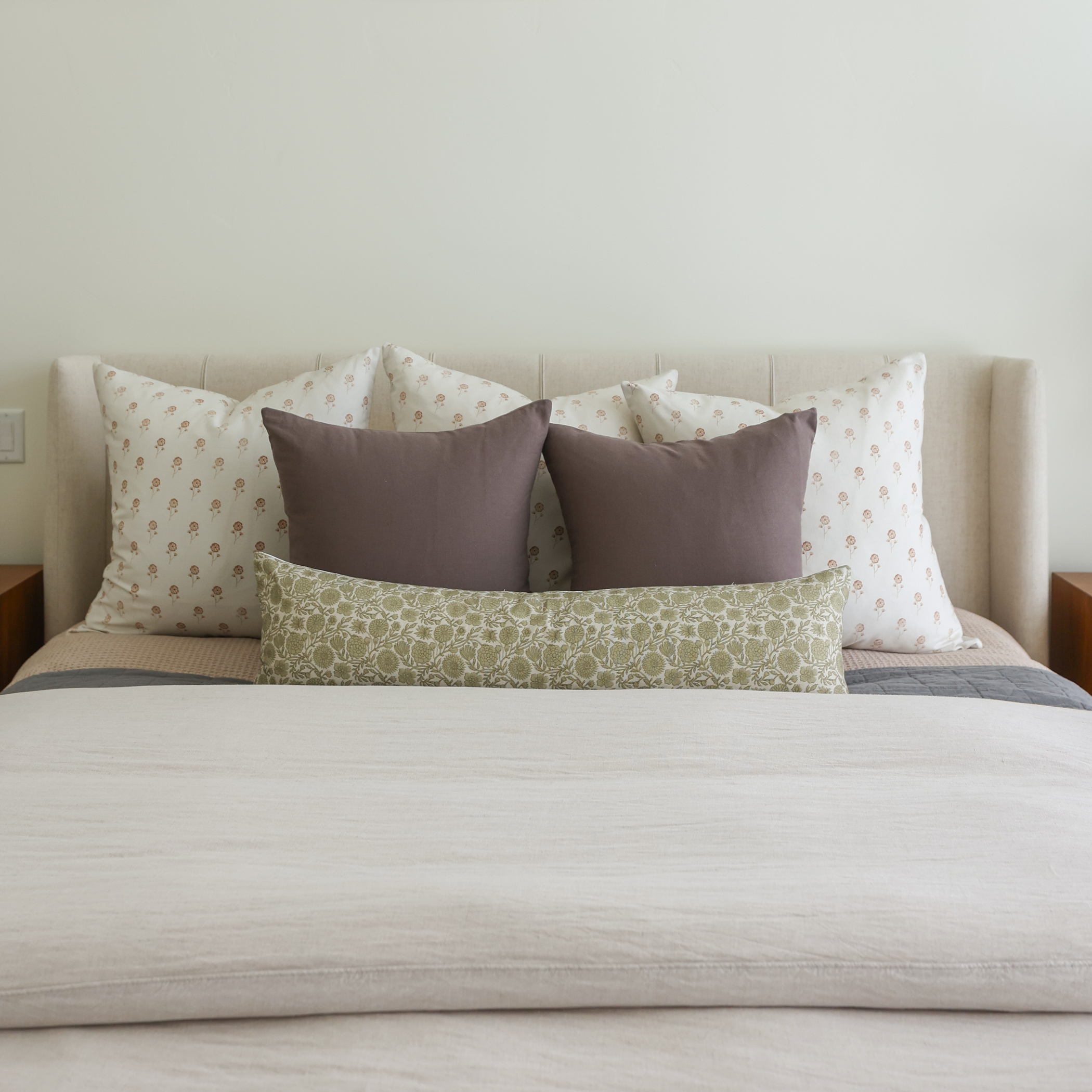 Gracie in Green - Lumbar - 12x20 | 12x40 - Image 6