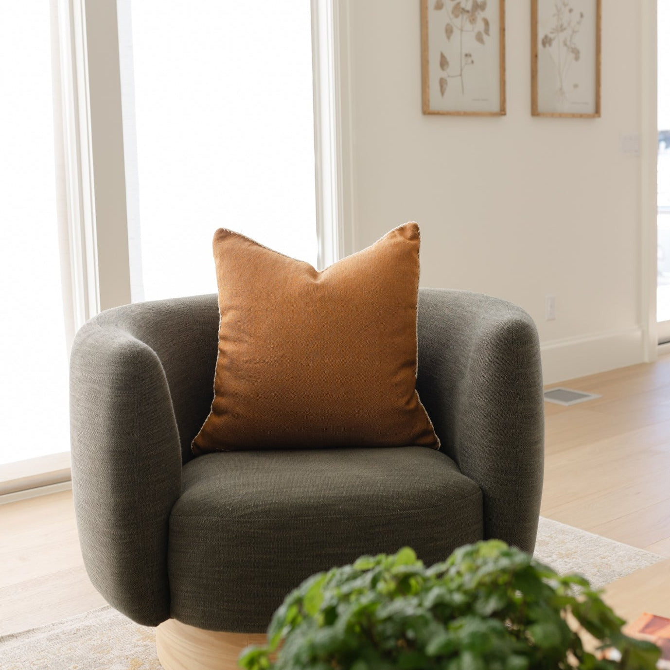 Juniper In Spice - 18 | 22 - Image 11