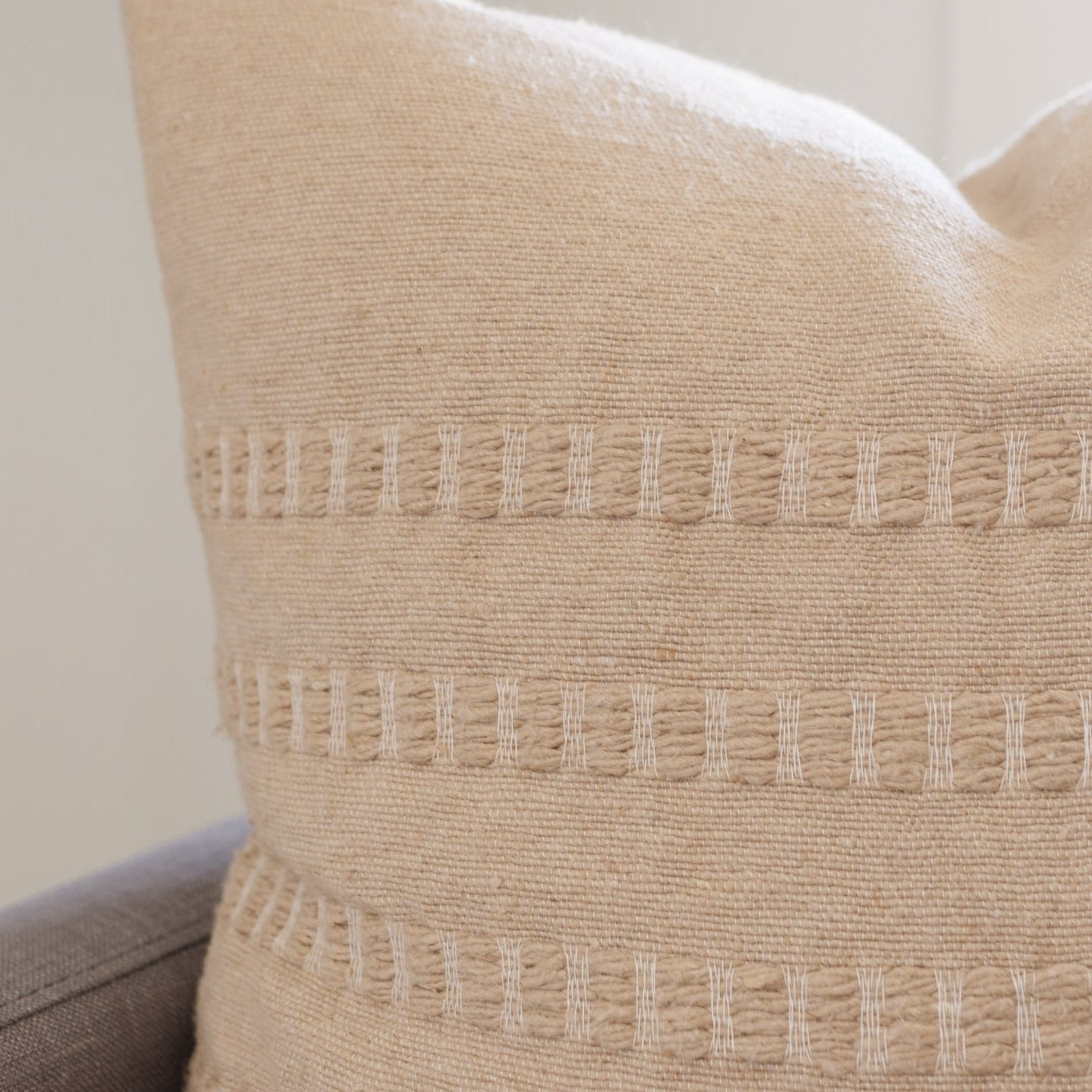 Mele in Tan - 22 - Image 6