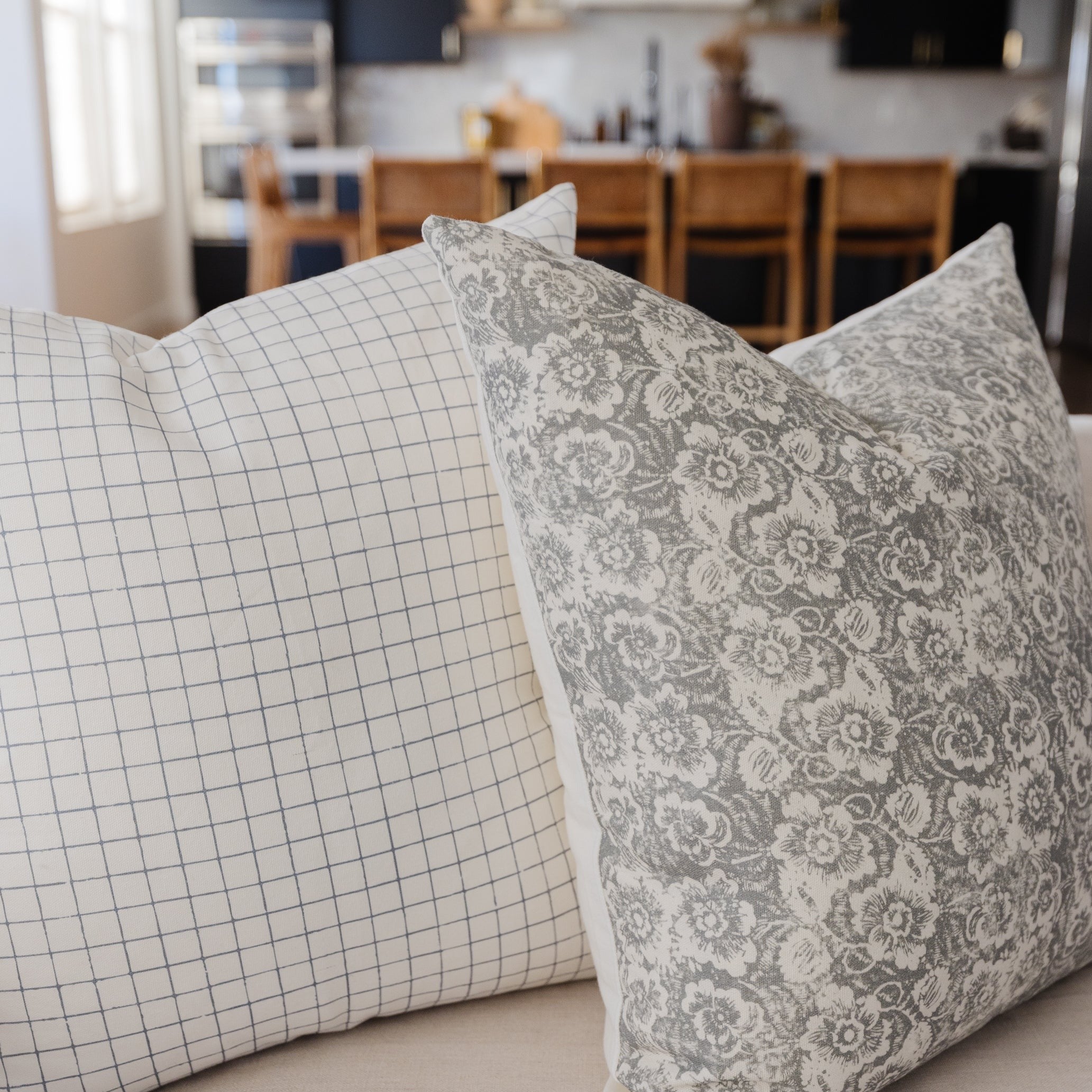 Flora in Gray - 18 | 22 | 24 - Image 6