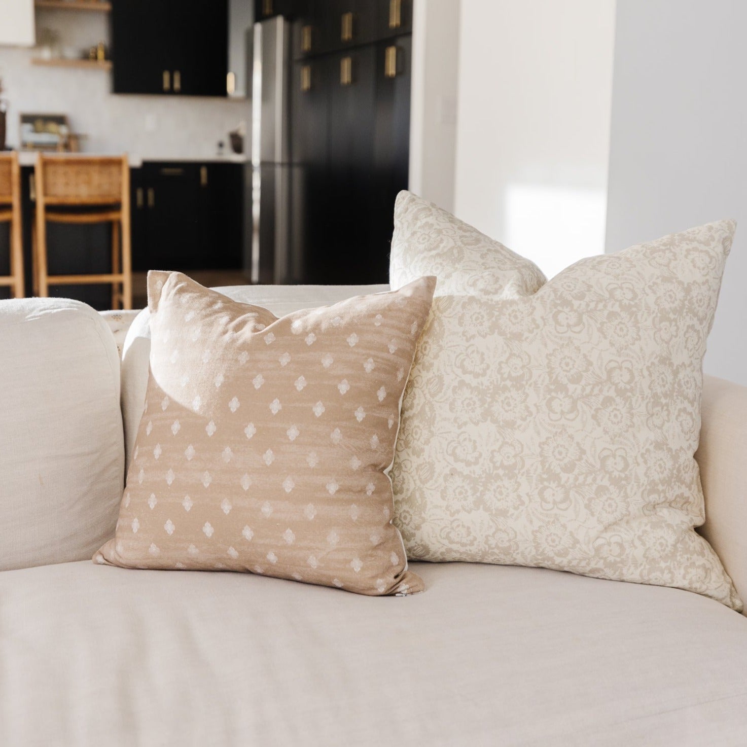 Flora - Pillow Cover - 18 | 22 | 24 - Image 4