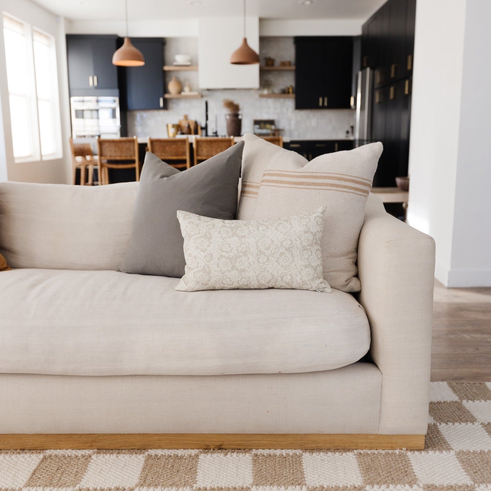 Flora - Lumbar - 12x20 | 12x40 - Image 4