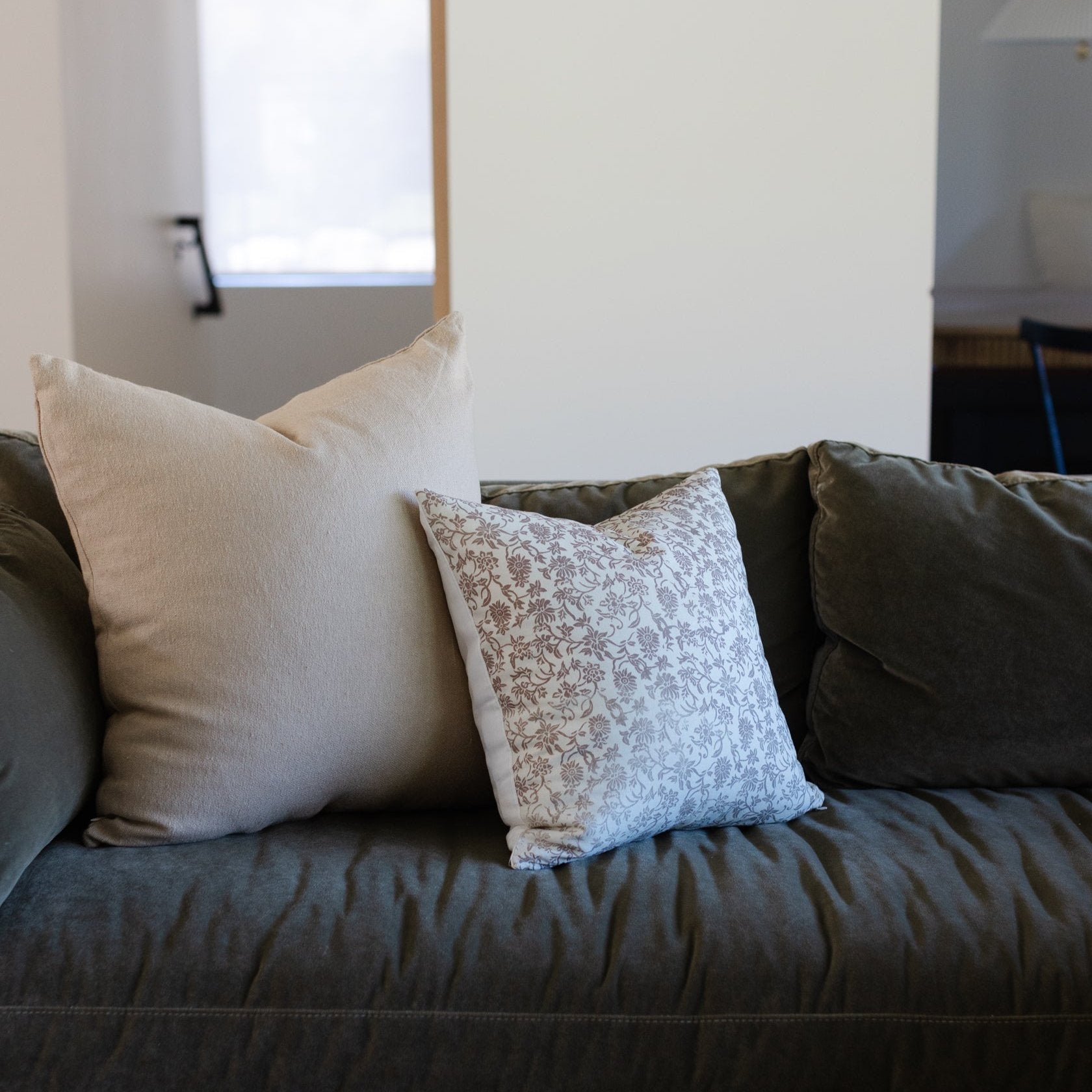 August - 18 | 22| 24 - Image 5