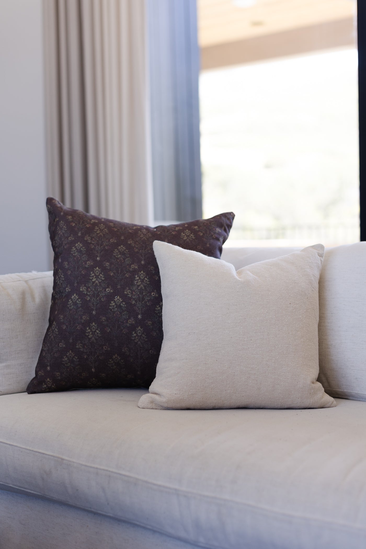 Boucle in Off White - 12x20 | 12x40 - Image 4