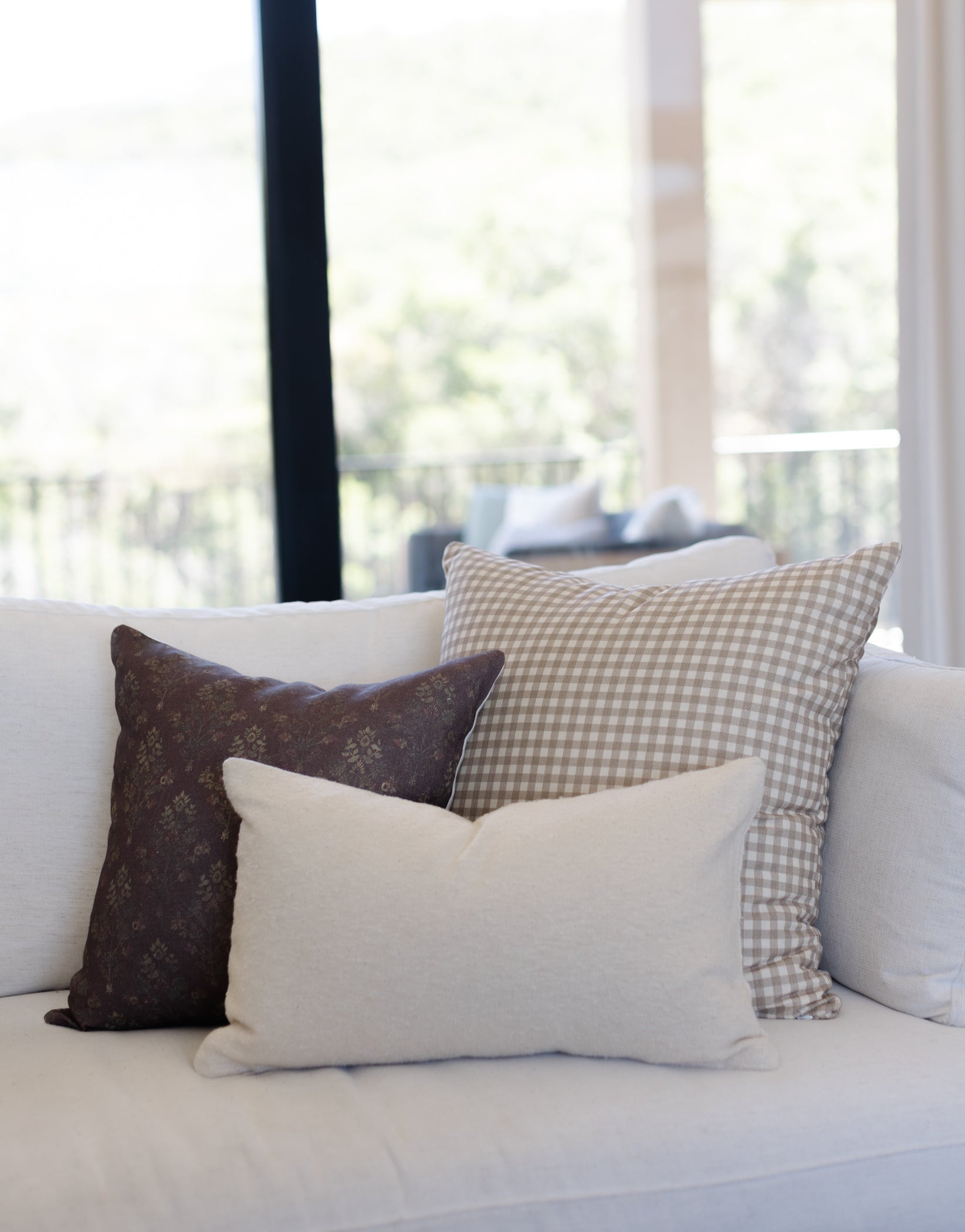 Boucle in Off White - 12x20 | 12x40 - Image 5