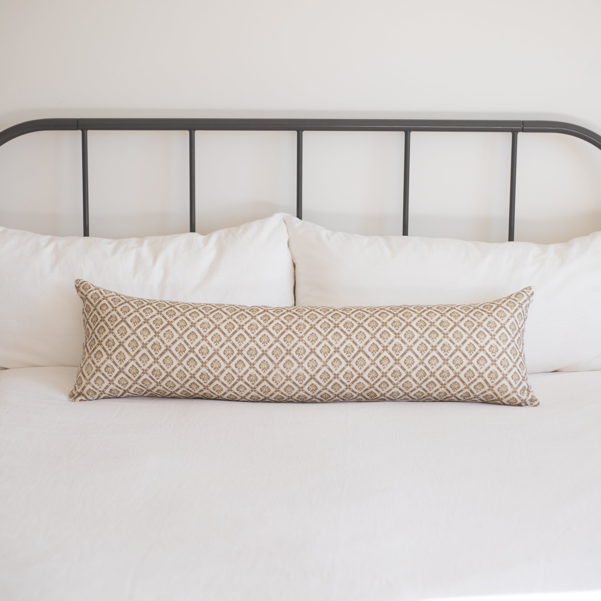 Elise in linen - lumbar - 12x20 | 12x40 - Image 2