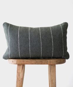 Wren in Moss - Lumbar 12x20 | 12x26 | 12x40