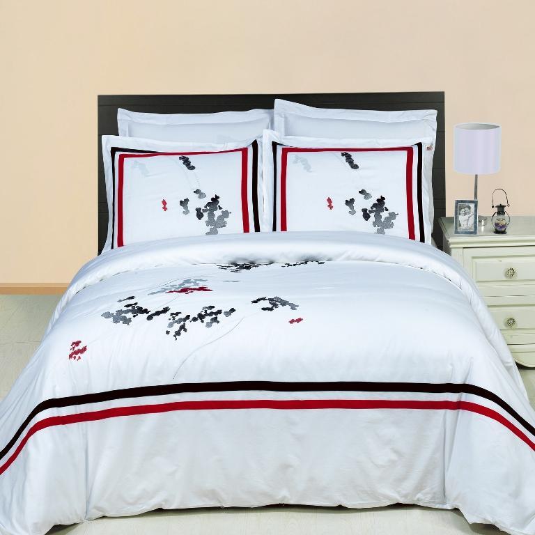 Florence Embroidered 100% Cotton 3-Piece Duvet Cover Set - Image 7